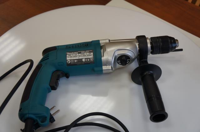 Дрель ударная Makita HP 2051