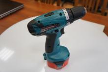 Дрель аккумуляторная - шуруповерт Makita 6281D