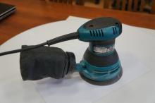 Эксцентриковая шлифовальная машина Makita BO5030